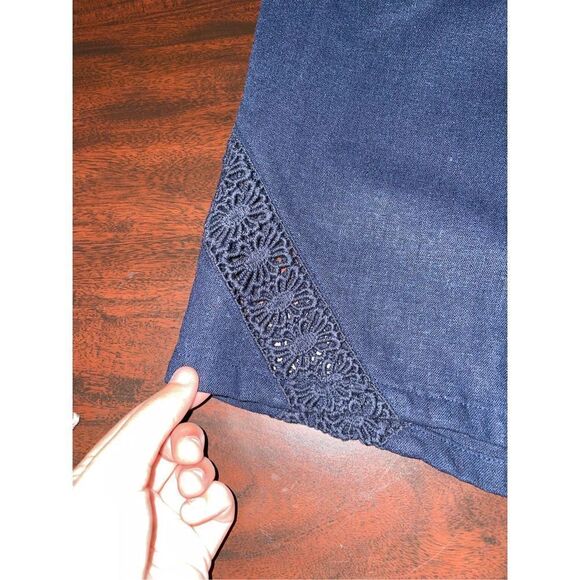 NWT Valerie Stevens Dark Navy Size 14 Shorts with Crochet - Picture 2 of 5
